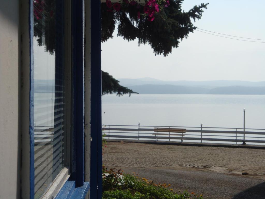 White Village Park Iskar Lake Pasarel Εξωτερικό φωτογραφία