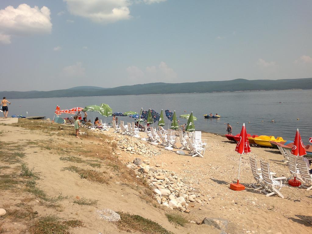 White Village Park Iskar Lake Pasarel Εξωτερικό φωτογραφία